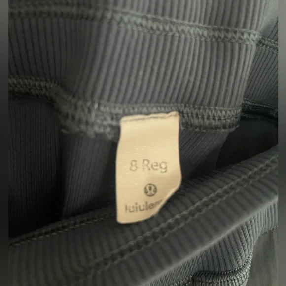 Lululemon studio pants - Picture 2 of 3